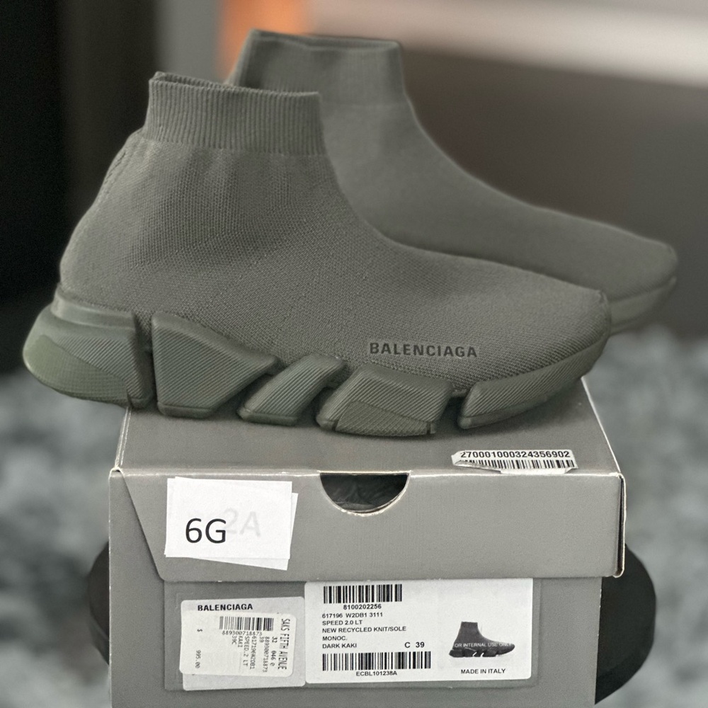 Authentic Balenciaga Speed 2.0LT Sold